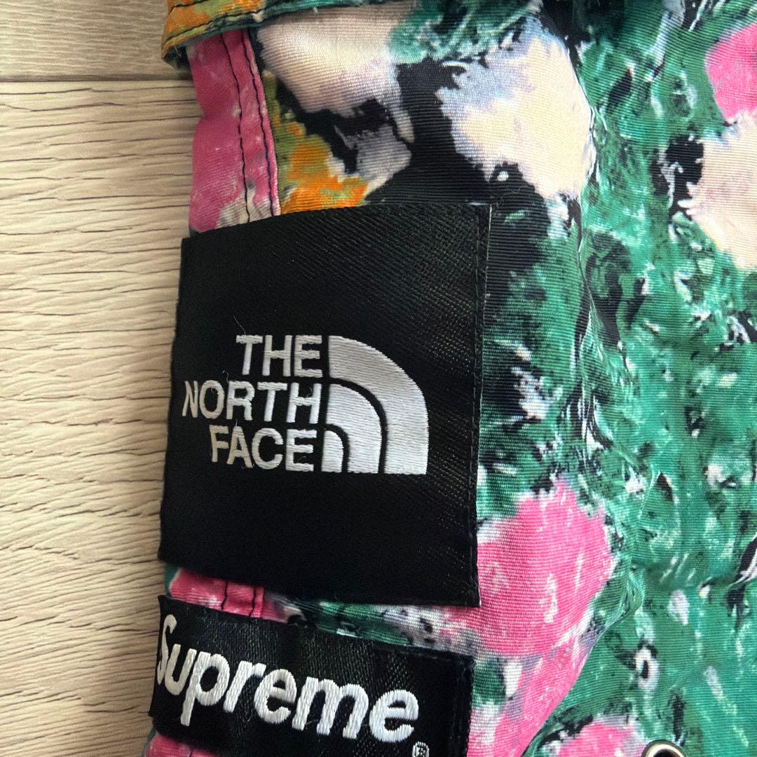 シュプリーム/ノースフェイス花柄ショートパンツ　フラワー