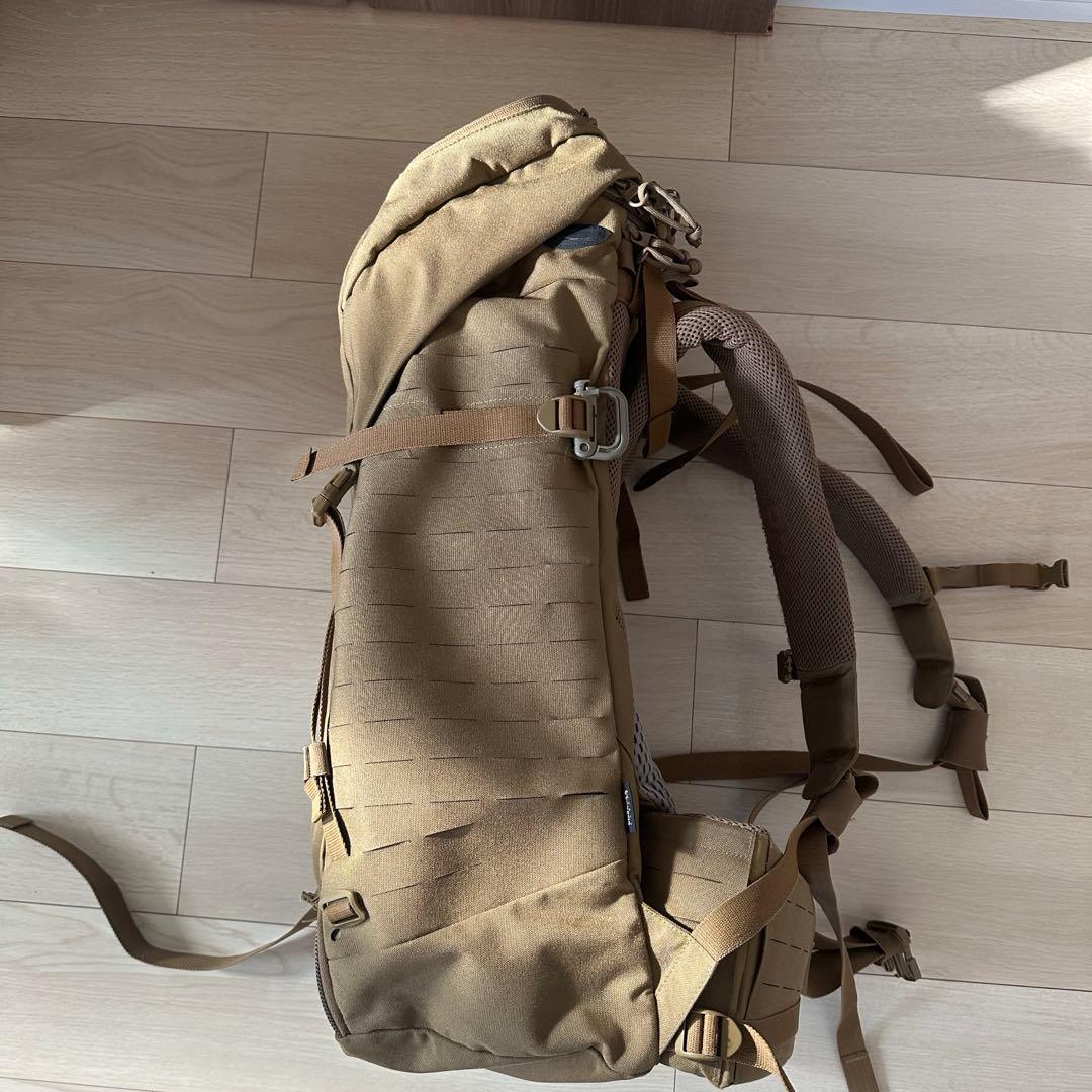 タスマニアンタイガー モジュラーパック 45 コヨーテブラウン