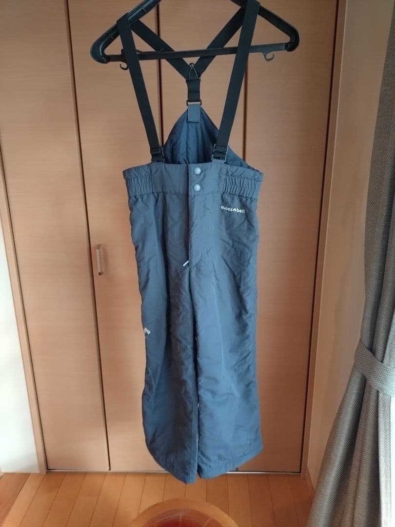 モンベル　スキーウェア　上下セット　サイズ140