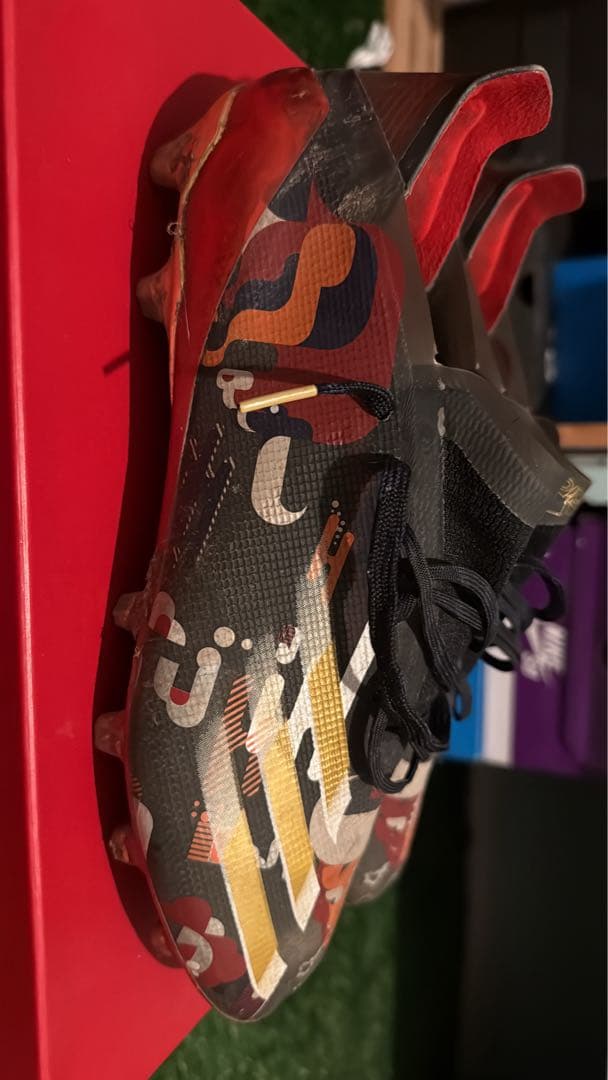 adidas x ゴースト