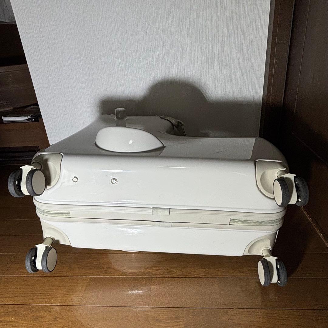 【美品】ノリッコ　NORICCO 子供が乗れるキャリーケース