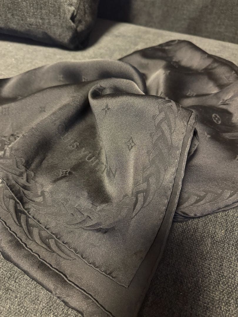 J*e様 LOUIS VUITTON シルク ストール