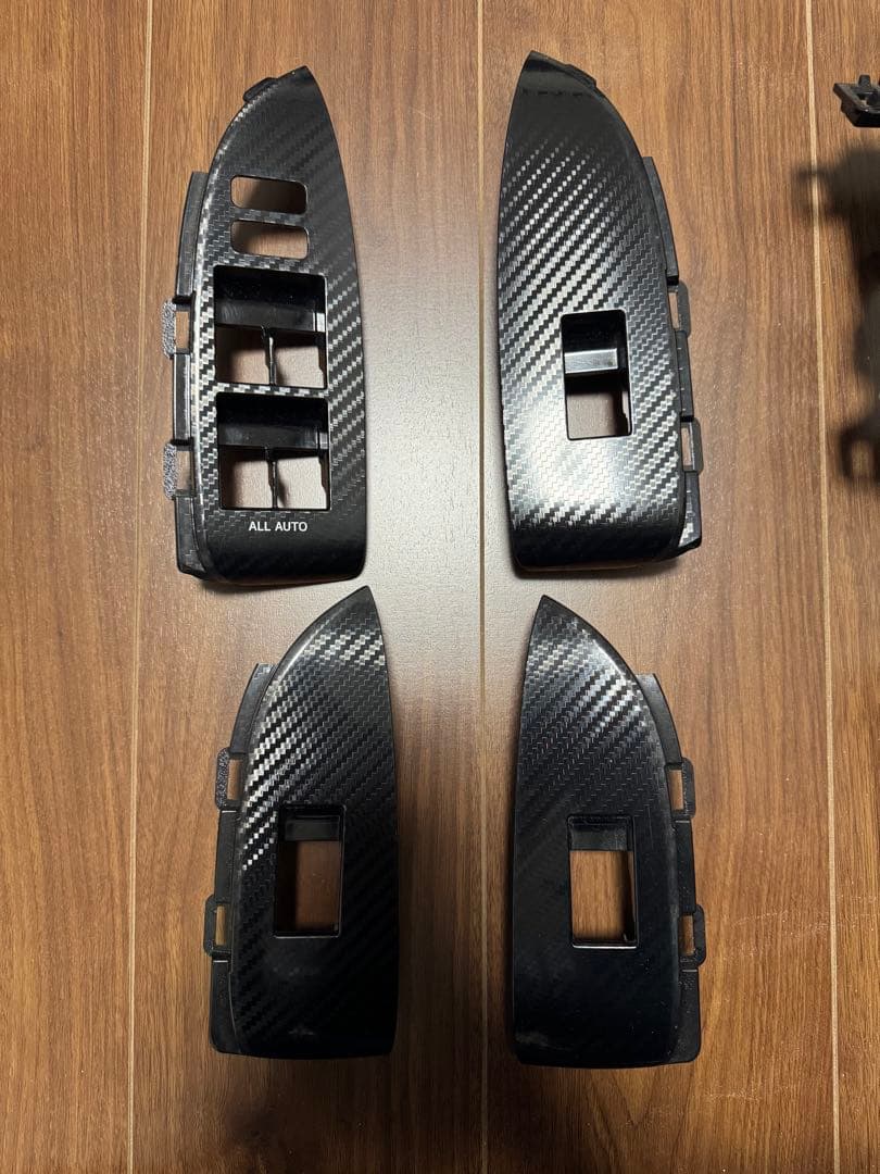 トヨタ　プリウス30 Gs内装パネル