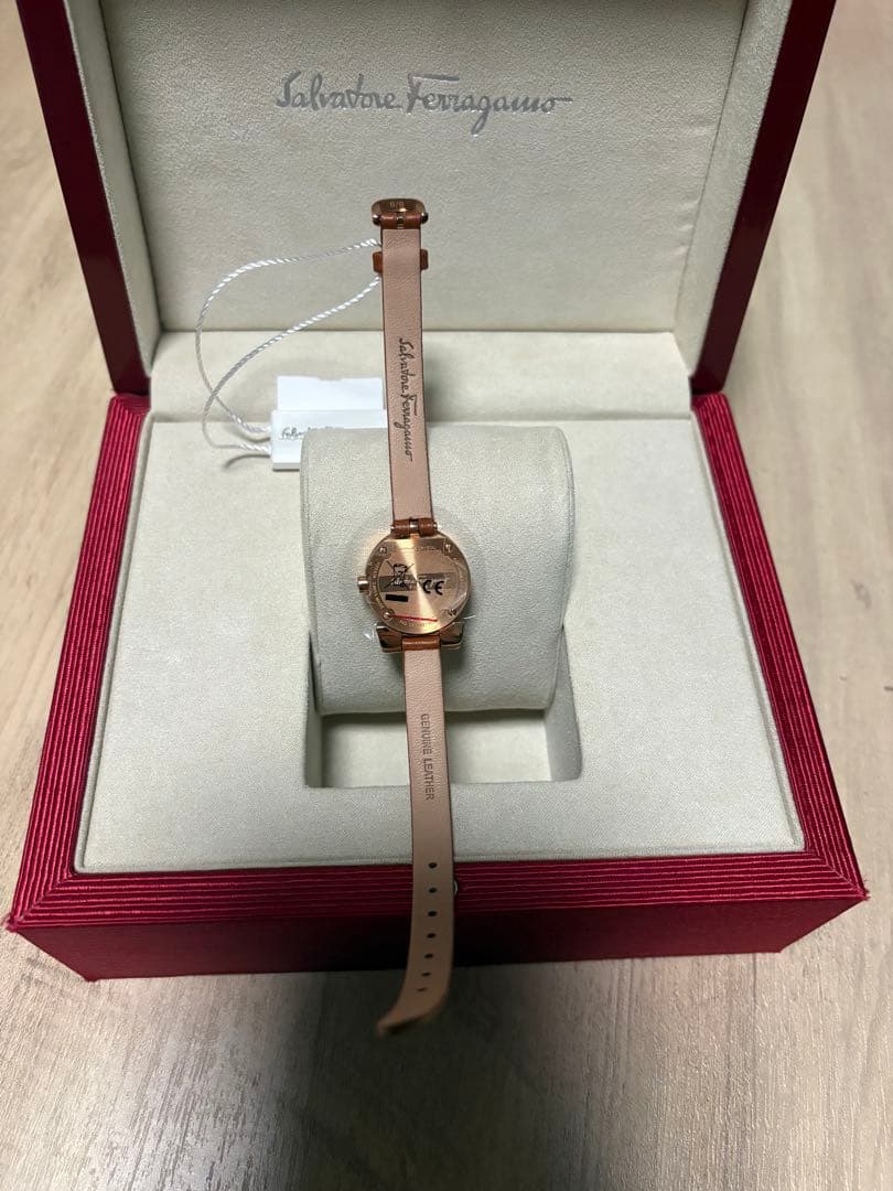 Salvatore Ferragamo サルヴァトーレ フェラガモ ガンチーニ