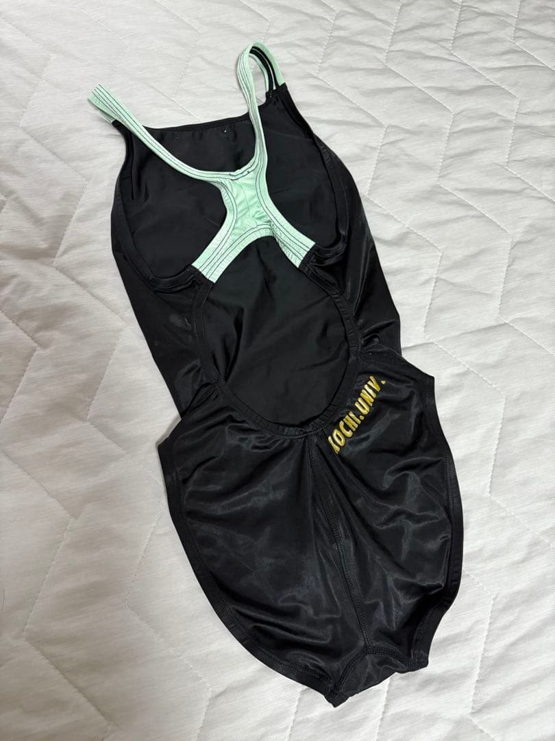 競泳水着　SPEEDO KOCHI.UNIV.刺繍付き