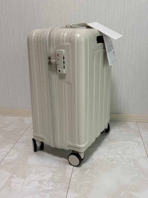 ★値下げ！【新品未開封】 ディズニー シンデレラ キャリーケース付き５点セット