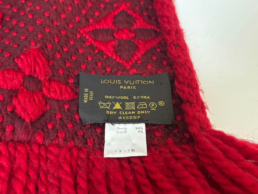 LOUIS VUITTON マフラー　レッド