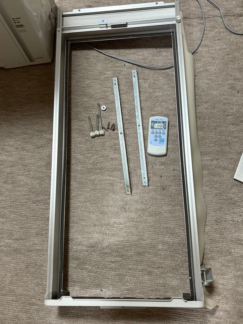 コロナ窓用エアコン CW-1622R