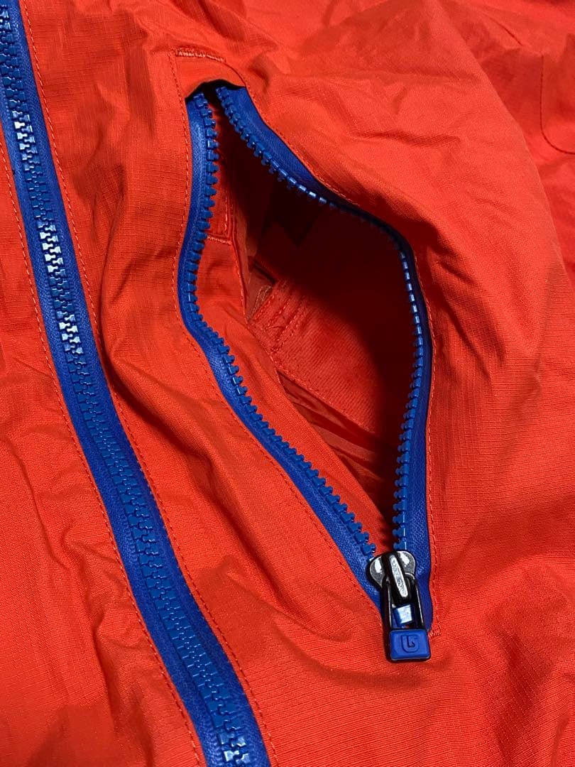 バートン　スノボ　スノーボード　ウェア　ジャケット　ポケッタブル　リュック　携帯