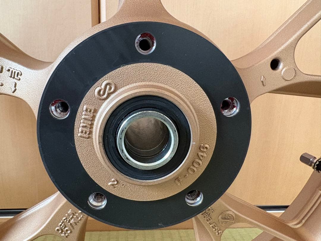 ZRX1200DAEG 2016年式ファイナル純正ホイール