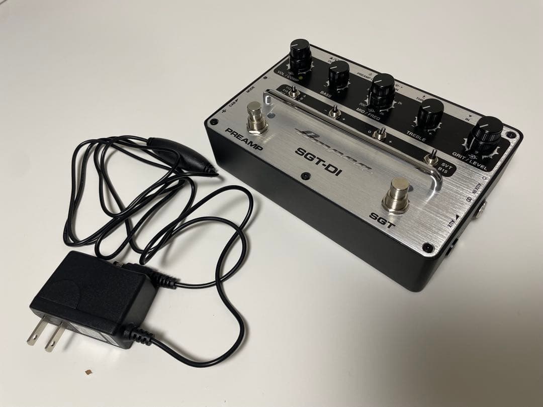 ベース Ampeg SGT-DI