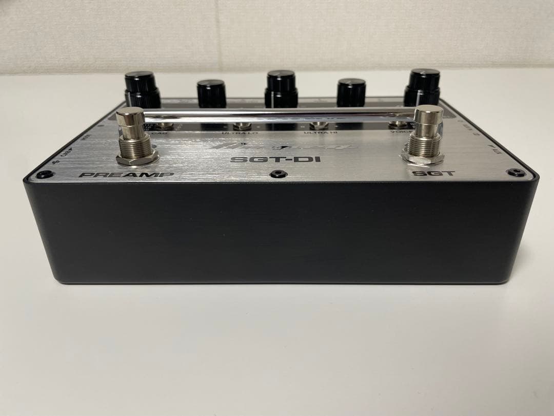 ベース Ampeg SGT-DI