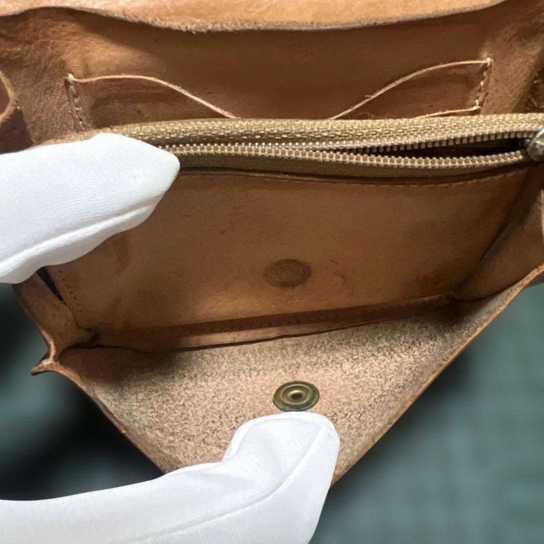 IL BISONTE イルビゾンテ　 二つ折り財布 ブラウン