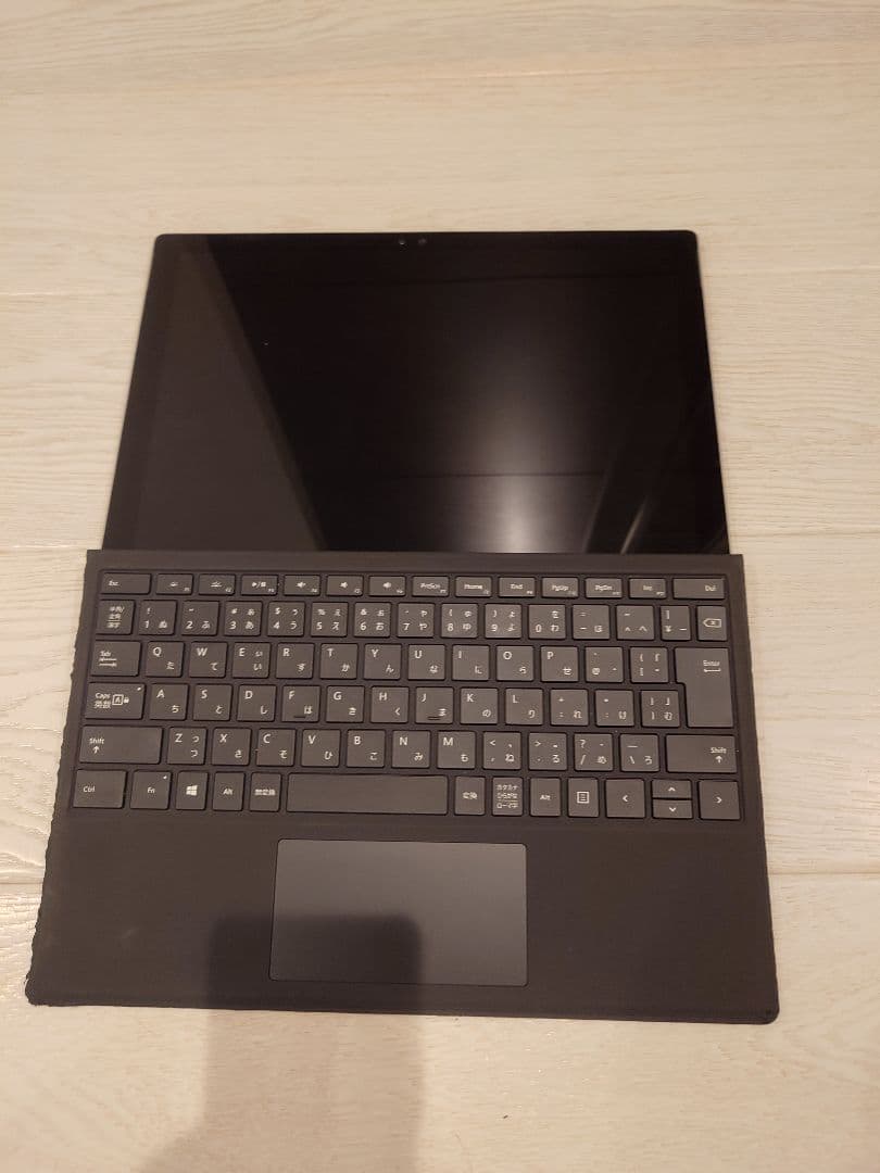 Microsoft Surface Pro 4 本体＋キーボード