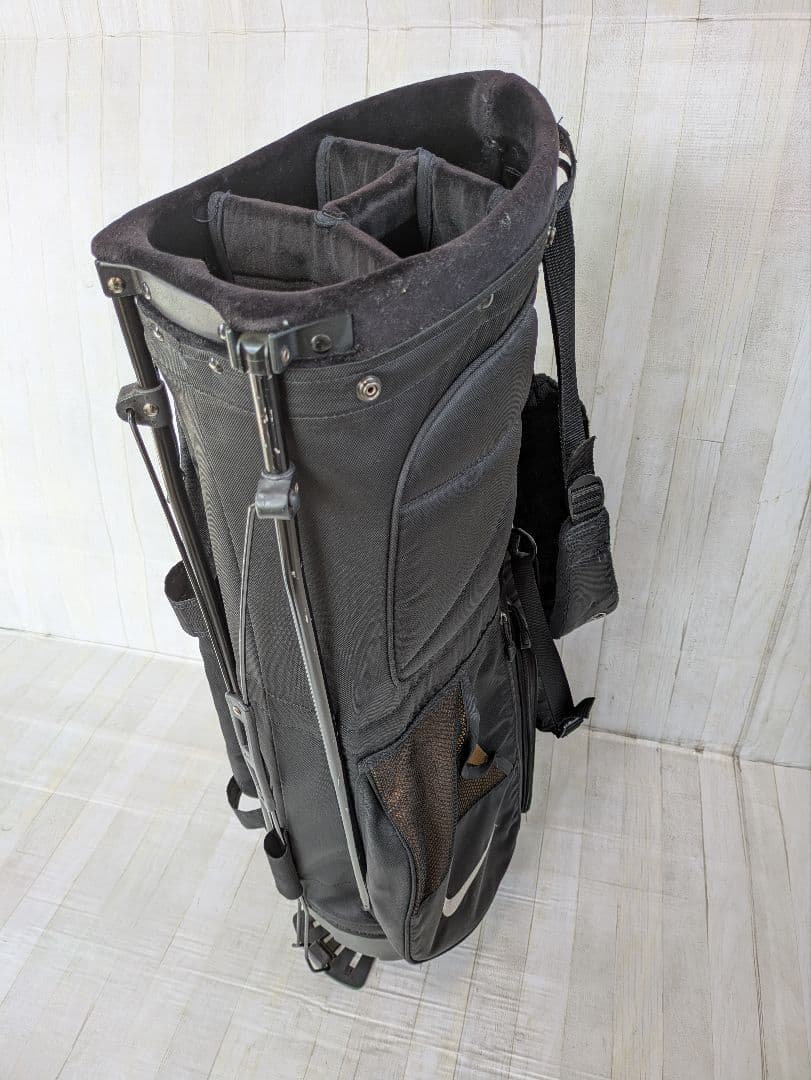NIKE ゴルフキャディバック　スタンド付　ブラック