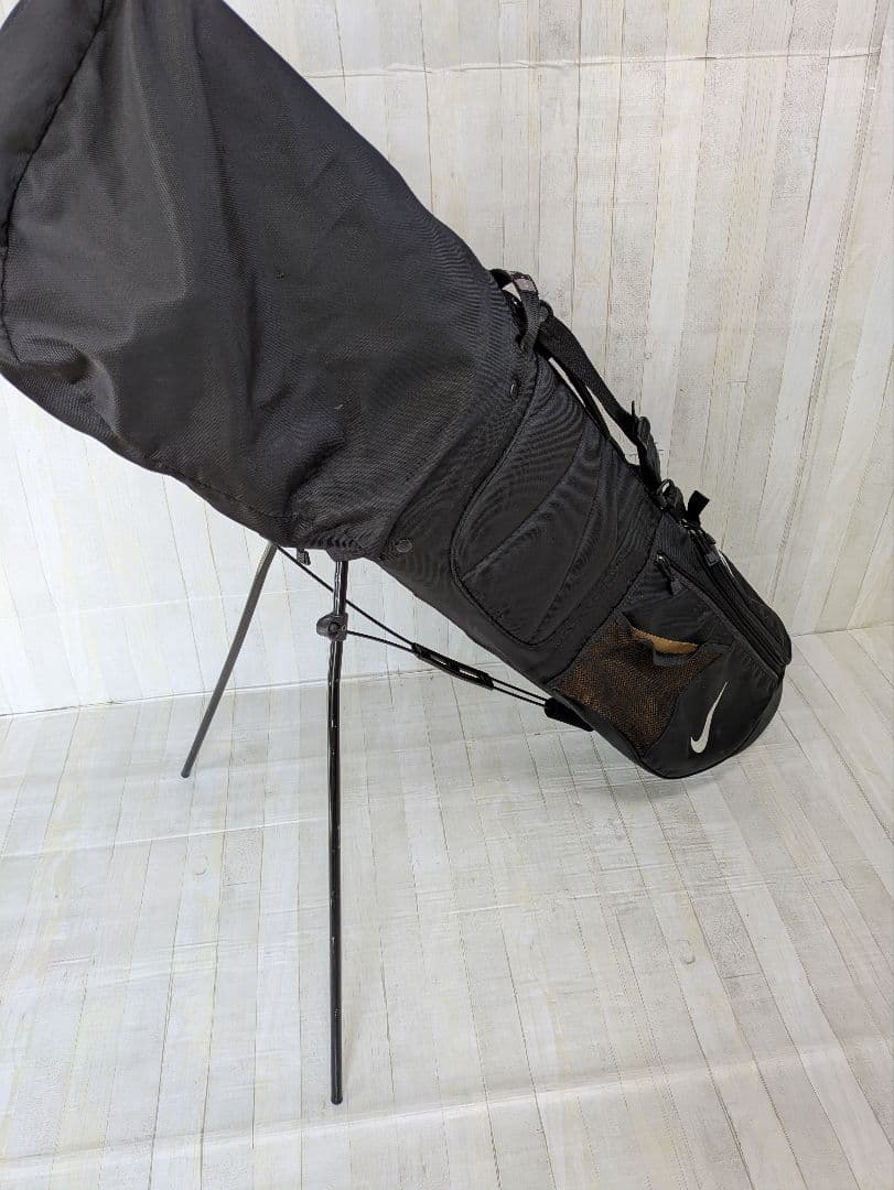NIKE ゴルフキャディバック　スタンド付　ブラック