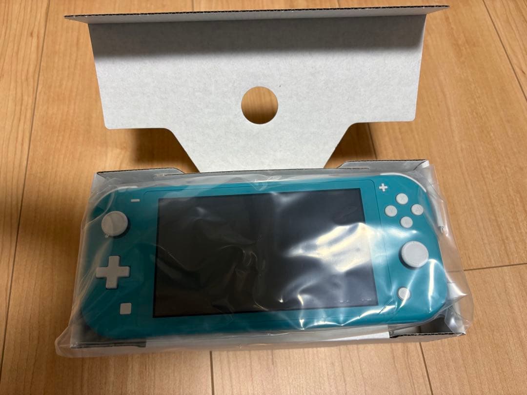 ★大特価★Nintendo Switch Liteターコイズ ポケモンソフト付き
