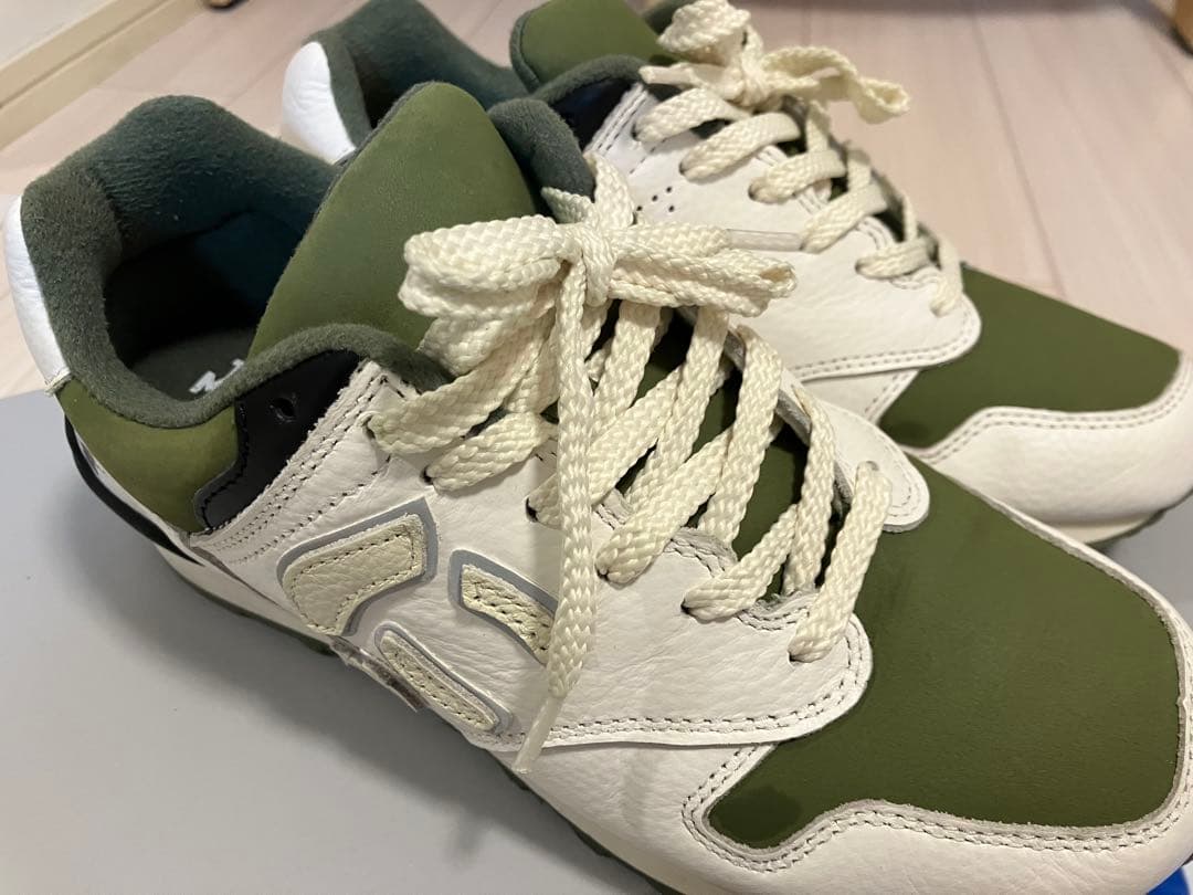 にゅ～ずBONSAI23cm BRANDALISE バンクシーBanksy