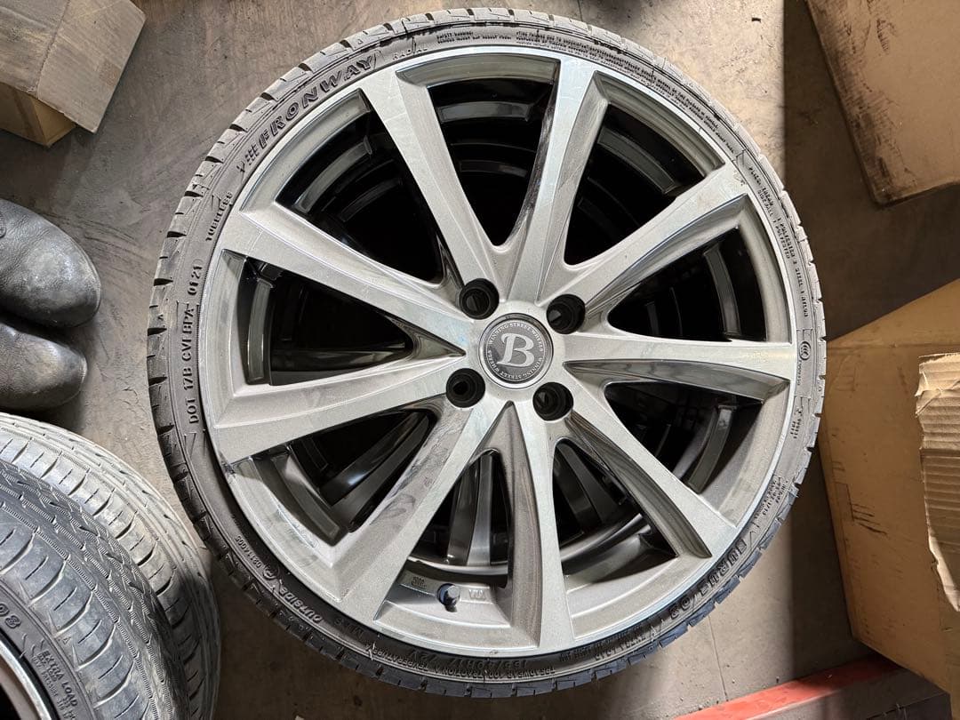 17インチ　PCD100