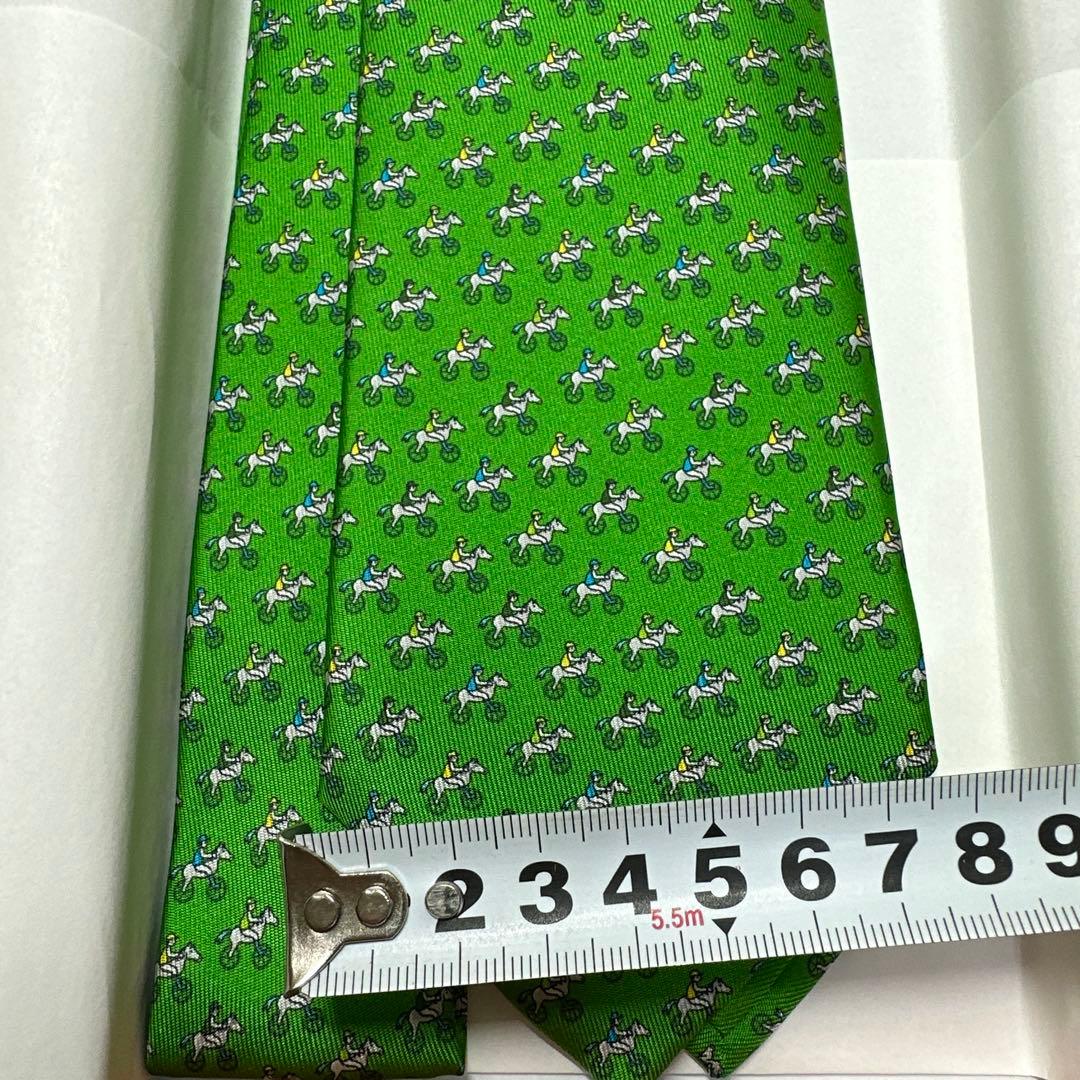 お値下げしました⭐︎エルメス⭐︎新品未使用⭐︎ネクタイ　グリーン