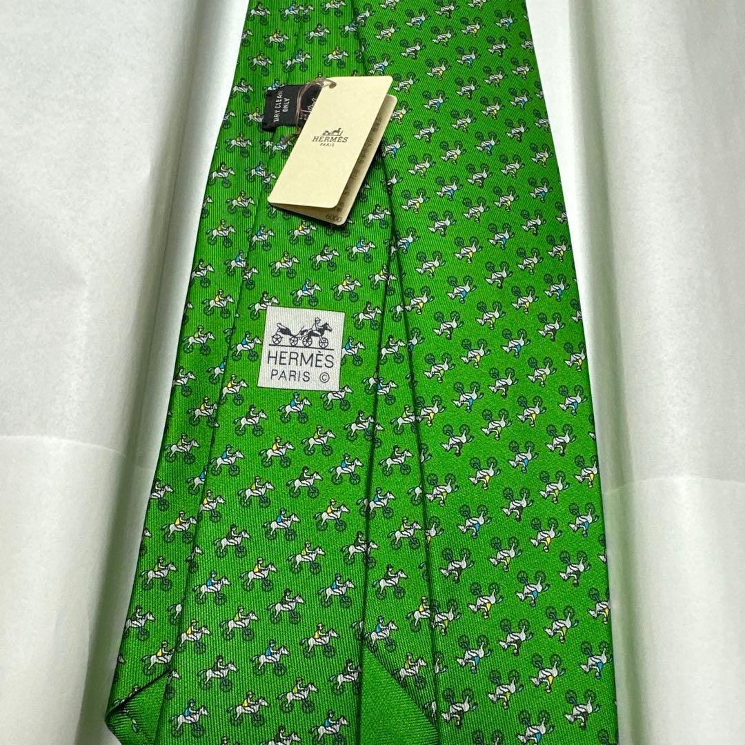 お値下げしました⭐︎エルメス⭐︎新品未使用⭐︎ネクタイ　グリーン