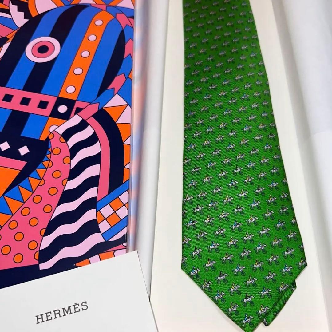 お値下げしました⭐︎エルメス⭐︎新品未使用⭐︎ネクタイ　グリーン