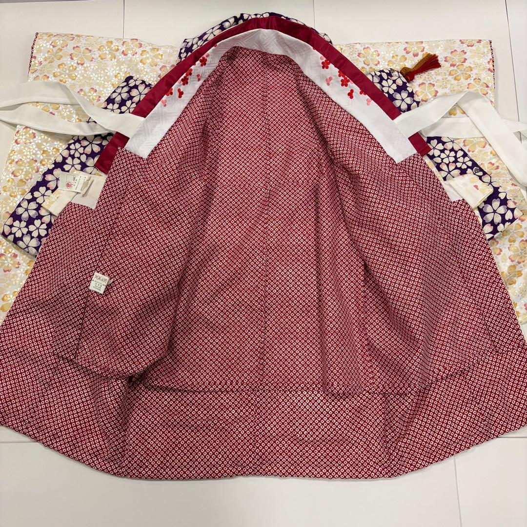 SALE 七五三　3歳女の子　着物・被布セット　紫に桜　オフベージュ　赤鹿子柄