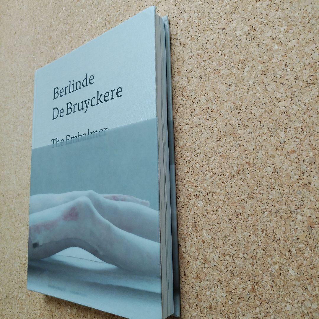 Berlinde De Bruyckere　The Embalmer