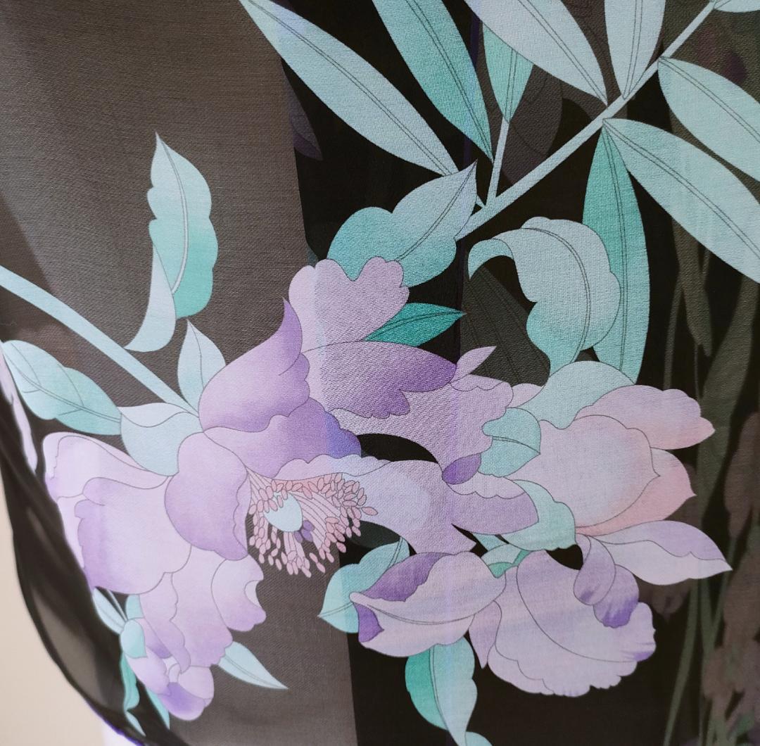 高級感あり 　極美品　レオナール ストール スカーフ ショール 黒にパープル