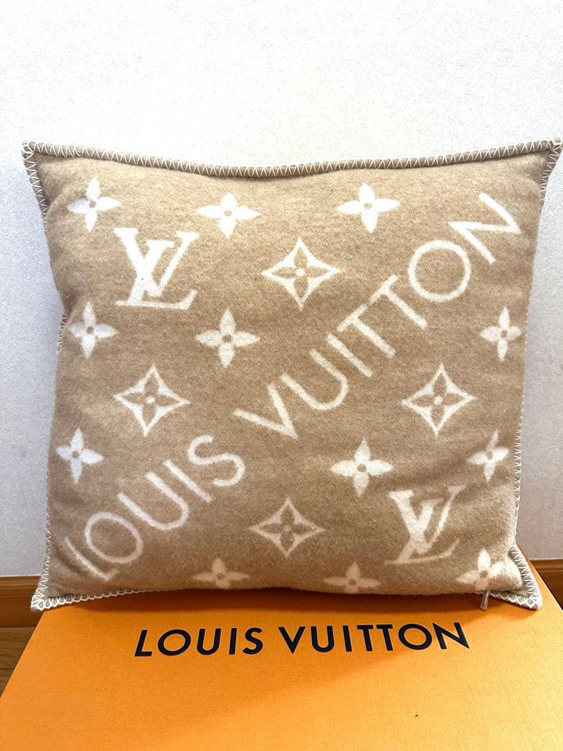 【専用】ルイヴィトン　モノグラム　クッション