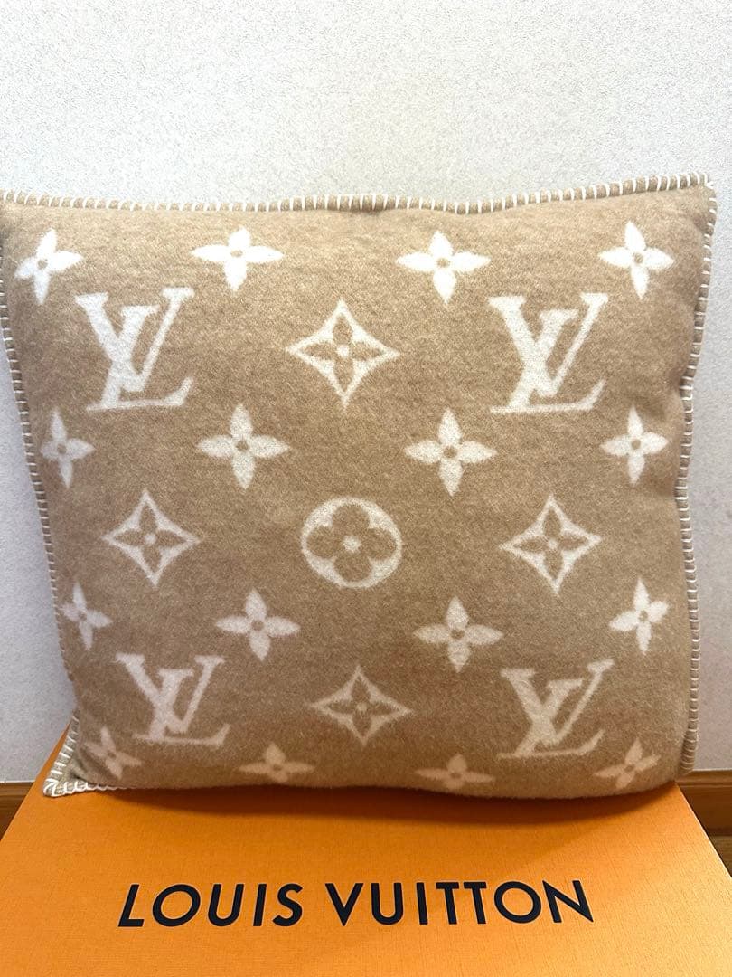 【専用】ルイヴィトン　モノグラム　クッション