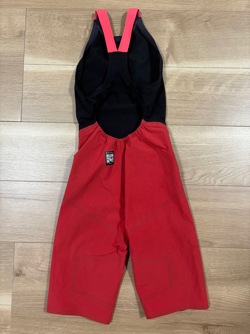 ミズノ 競泳水着　高速水着 レディース GX SONIC6 CR （Mサイズ）