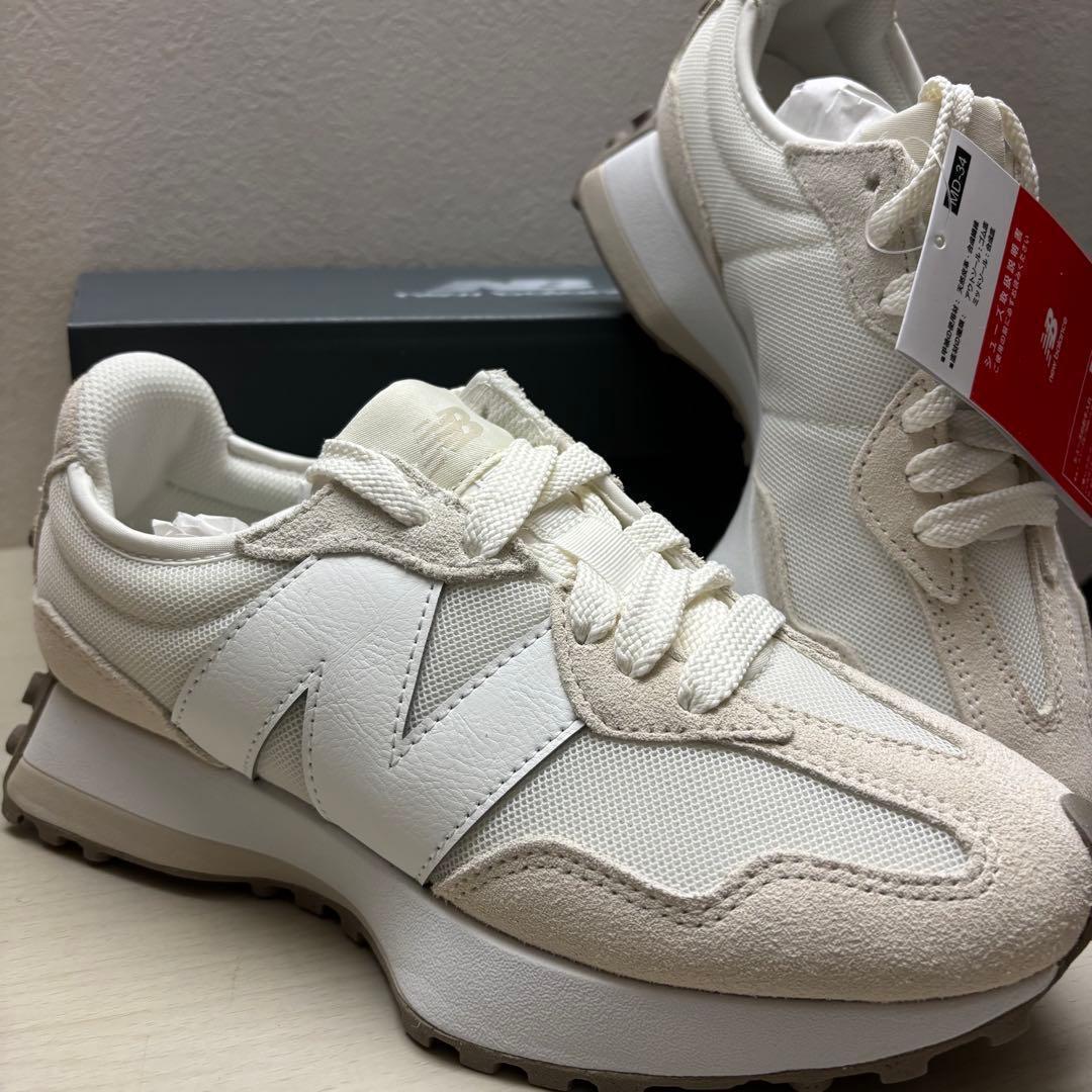 【新品】ニューバランス　327 ベージュ U327LNA D 23.5cm