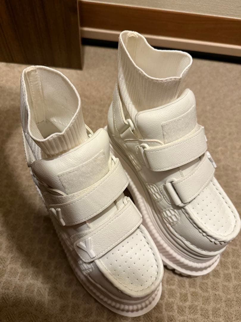 YELLO スニーカー Sサイズ