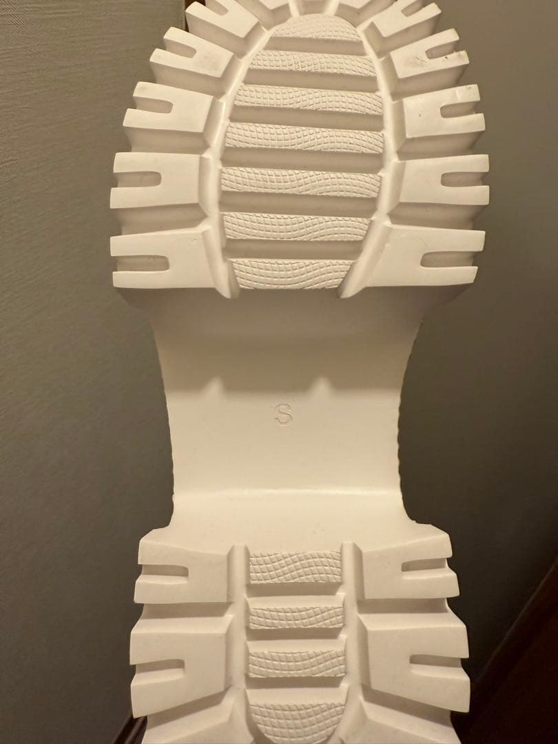 YELLO スニーカー Sサイズ