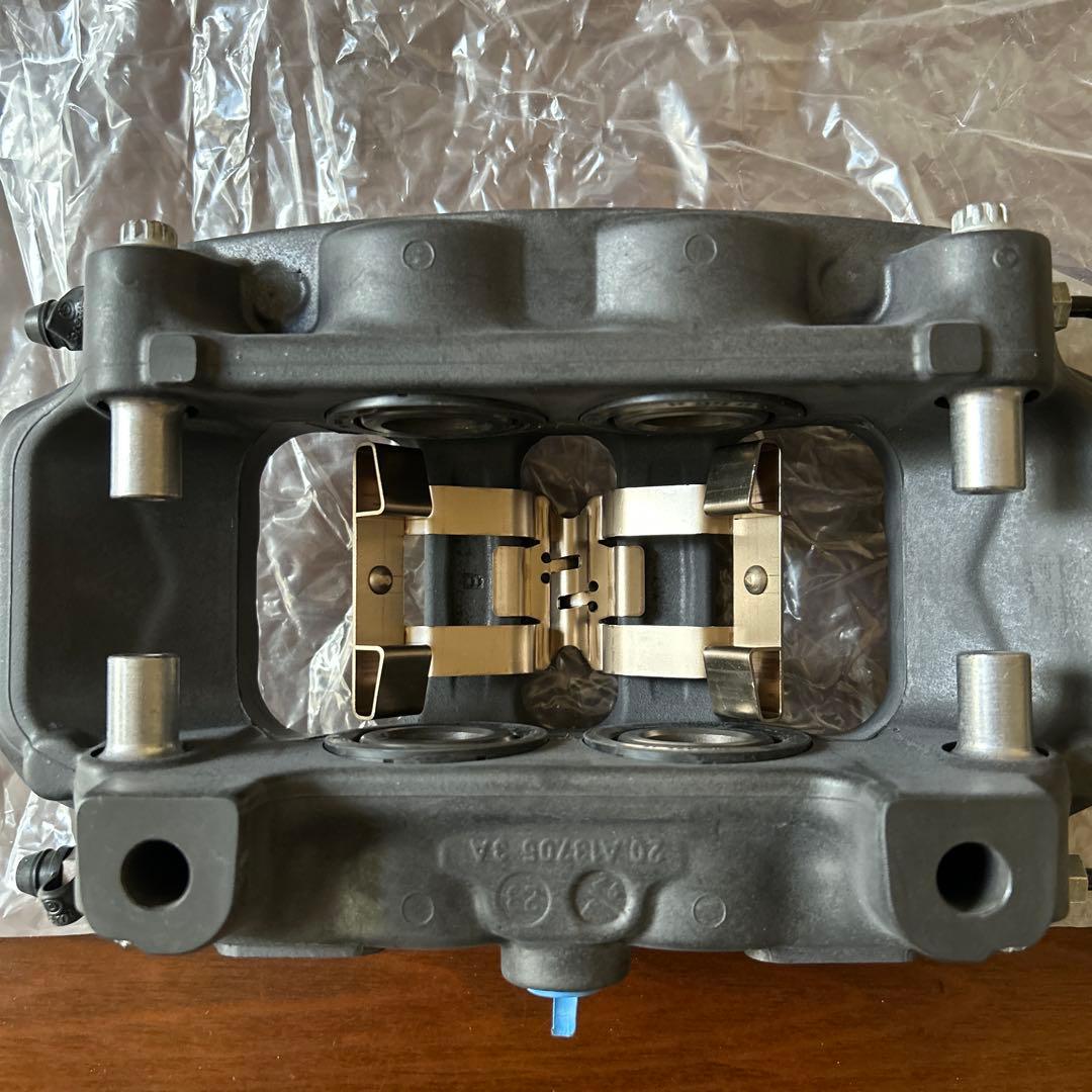 週末最終値下げ　純正　Porsche Brembo ブレーキキャリパー 黒