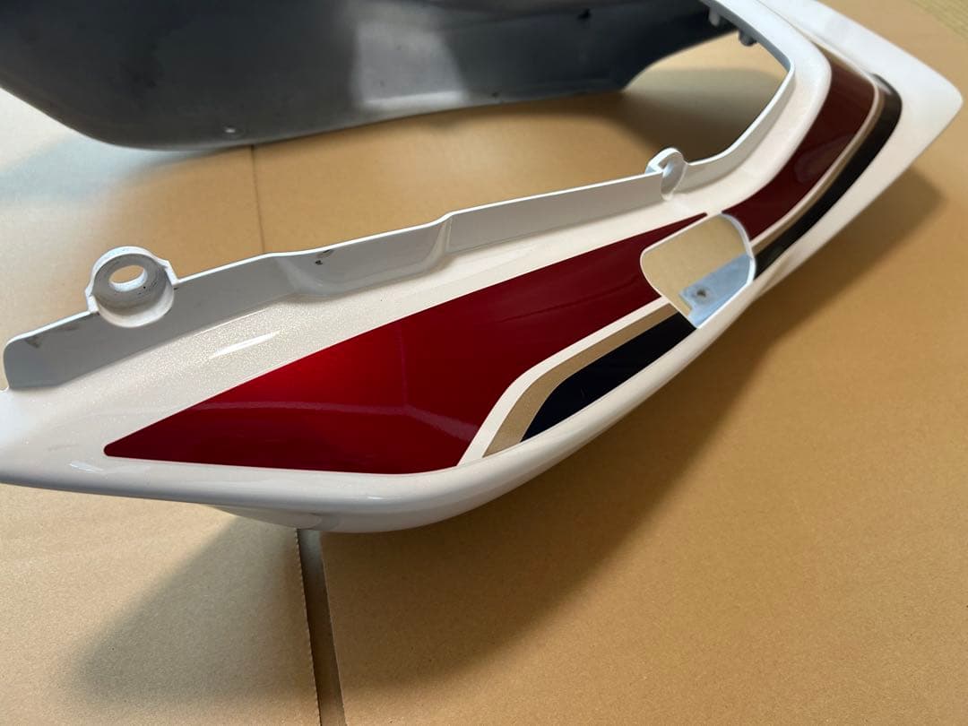 HONDA CB1300テールカウル