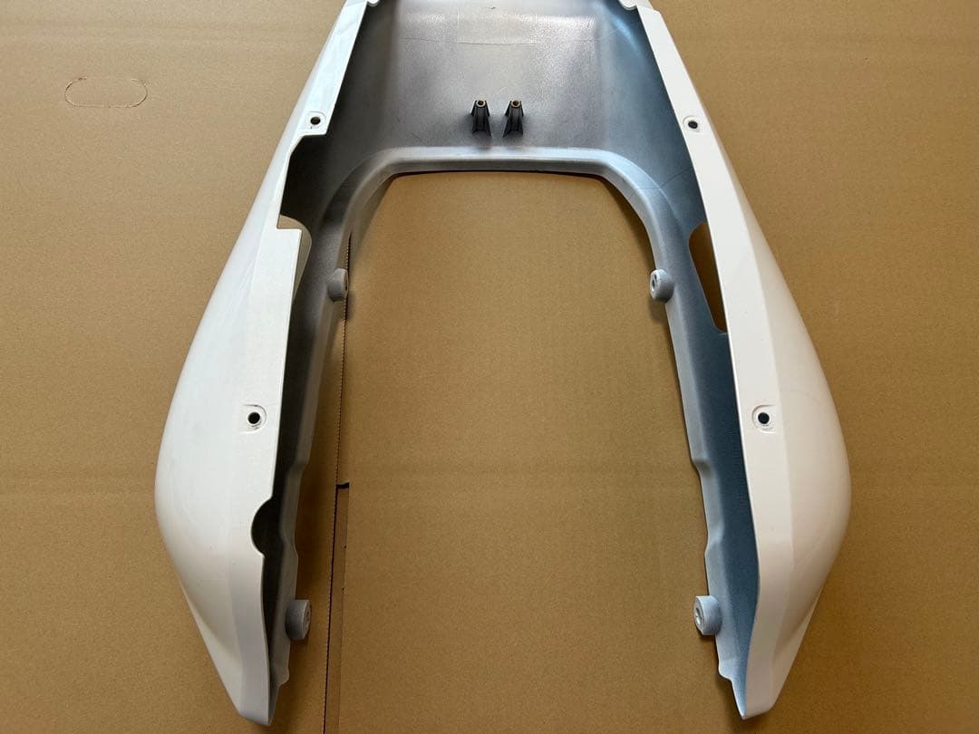 HONDA CB1300テールカウル