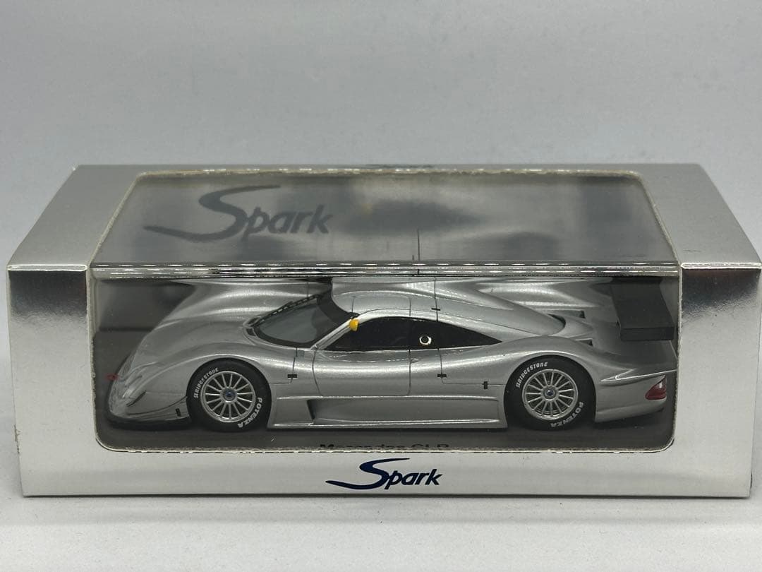 Spark 1/43 メルセデス CLR 1999 ルマン