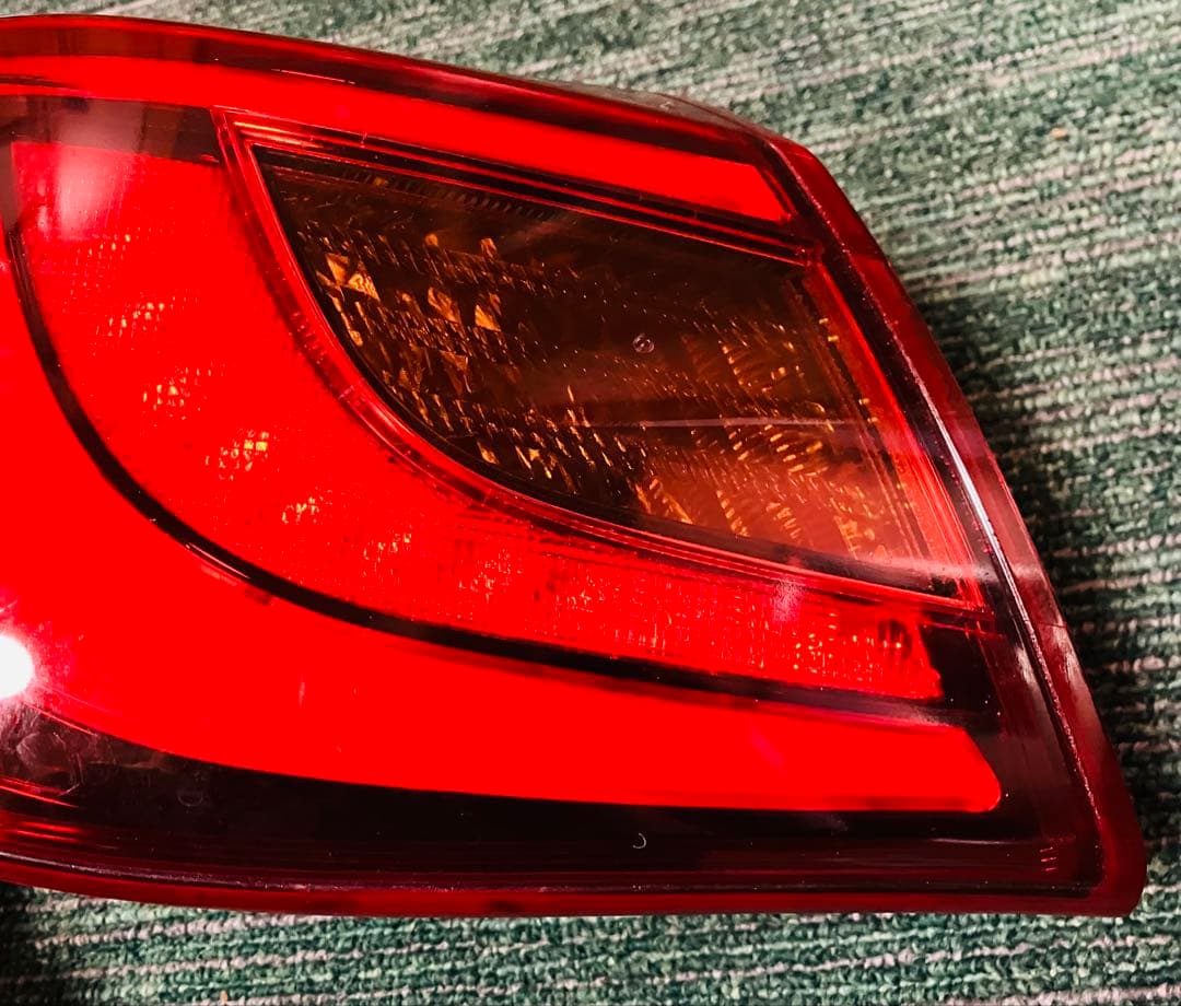 フーガ Y51/KNY51 テールランプ／ライト/レンズ LED STANLEY