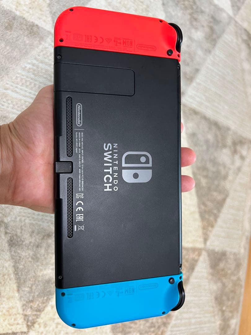 Nintendo Switch 赤/青 Joy-Con 本体