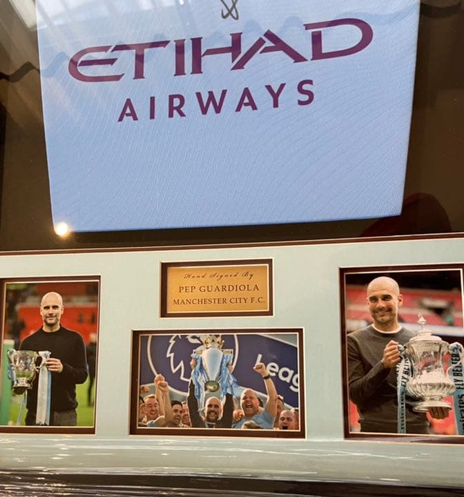 ペップ グアルディオラ サインユニフォーム