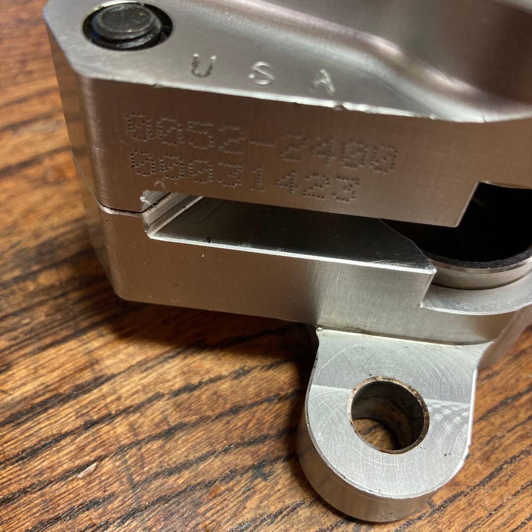 PM製　パフォーマンスマシン　アルミニウム製 ブレーキキャリパー USA 中古