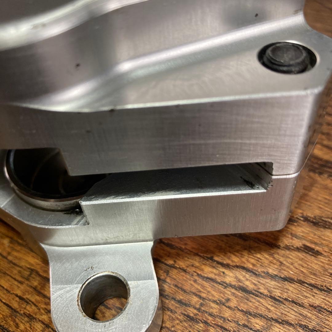 PM製　パフォーマンスマシン　アルミニウム製 ブレーキキャリパー USA 中古