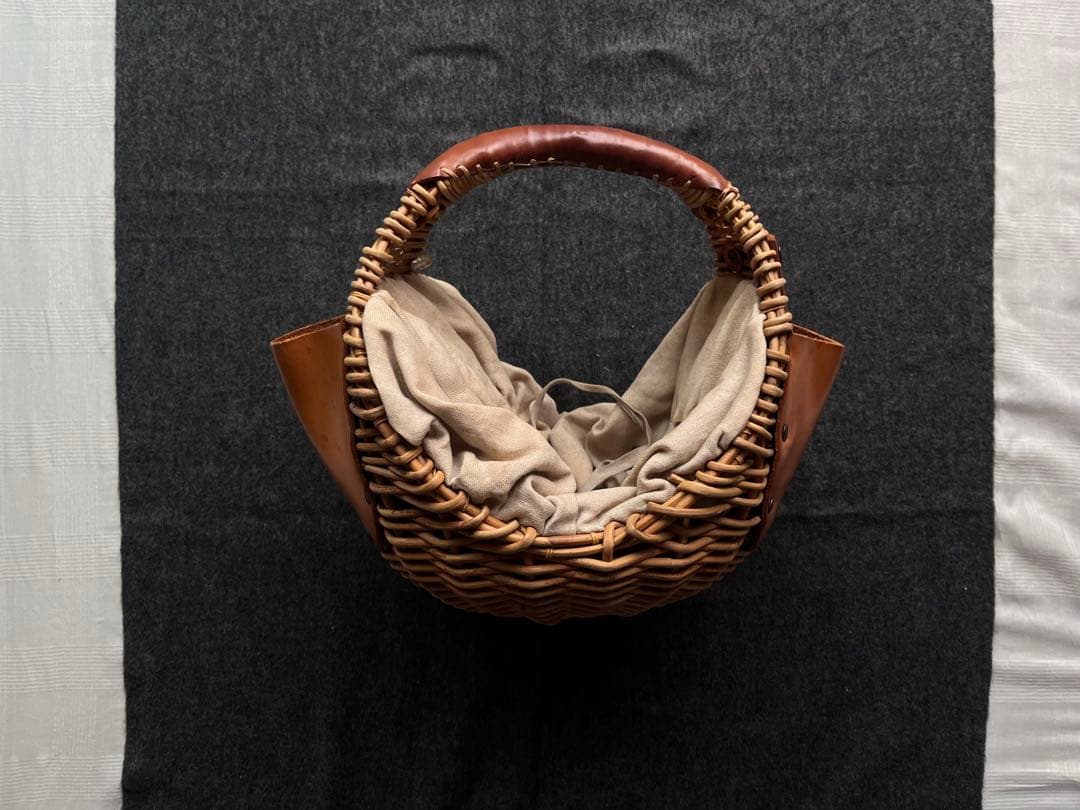 【最終お値下げ】エバゴス　eb.a.gos かごバッグ