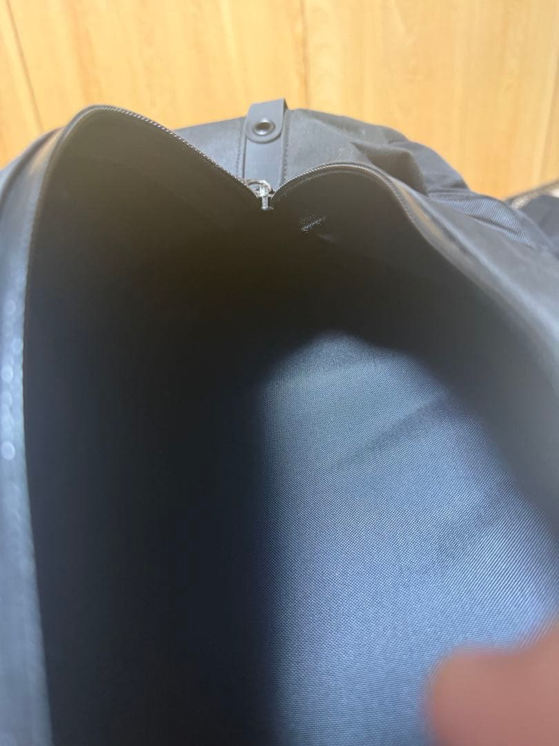 極美品　現行　arc'teryx arro22