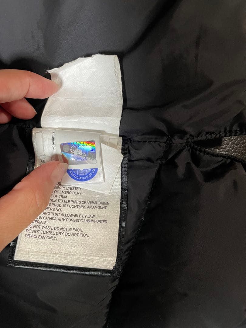   ダウンベスト　ブラック