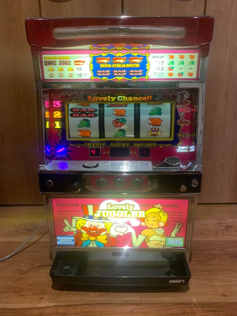 ラブリージャグラー　実機　送料無料