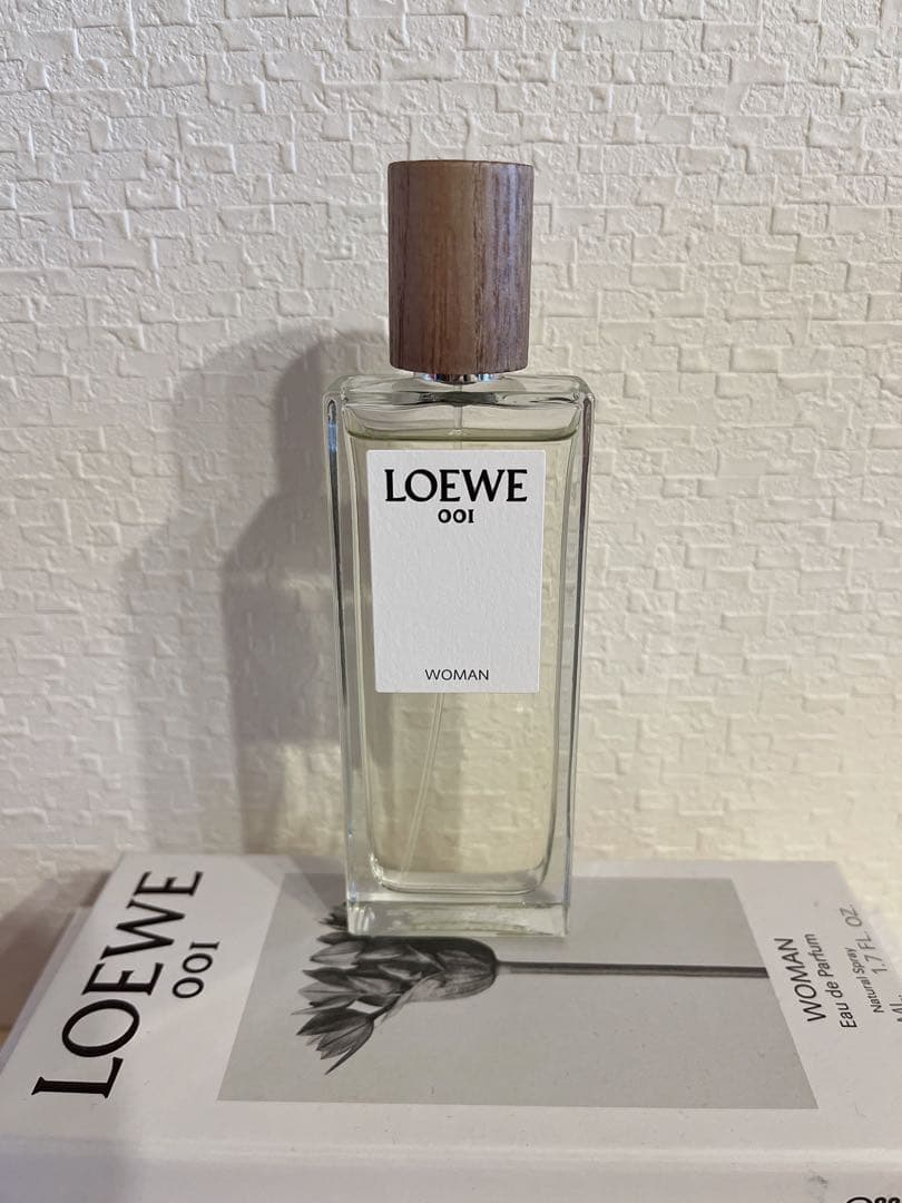 LOEWE 001 WOMAN 香水 50ml スペイン製