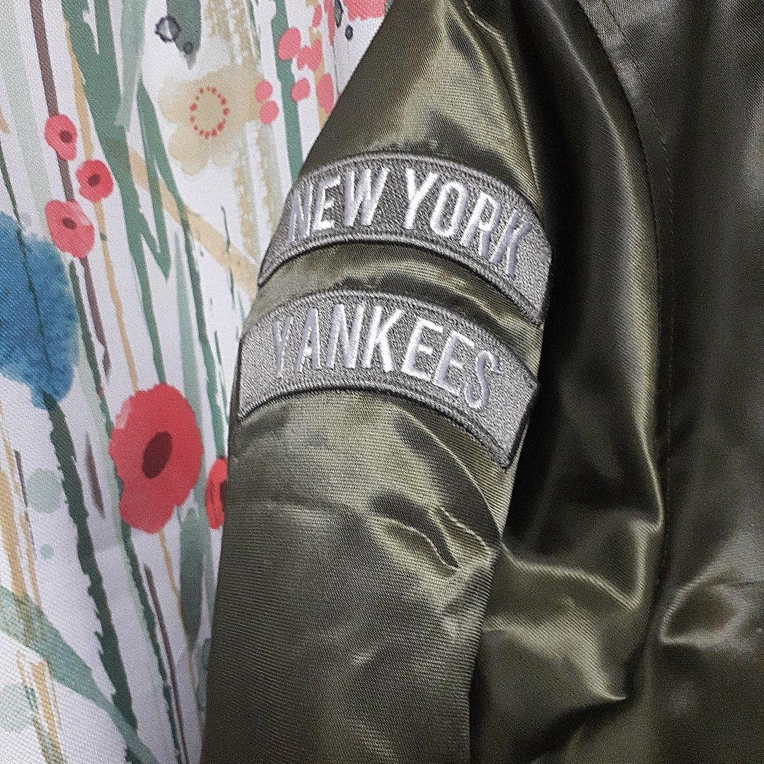 Majestic ニューヨーク・ヤンキース MA-1 ミリタリー スタジャン
